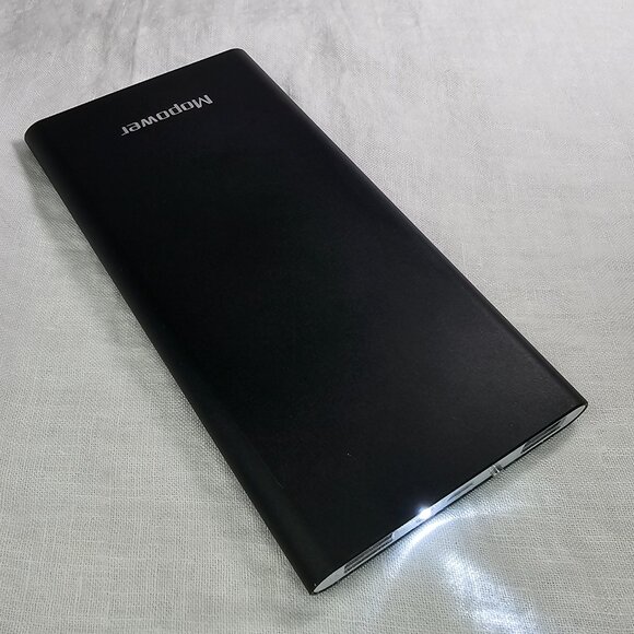 Mopower S10 Slim 10000 mAh Portable Power Bank w/ Two USB-A Ports & Flashlight - Picture 3 of 6